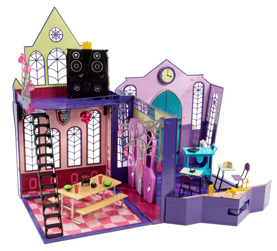 Instituto abierto Monster High